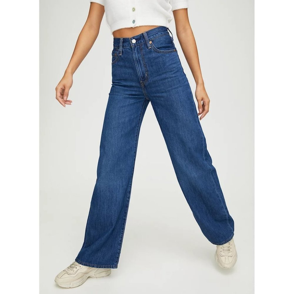 Levi's Ribcage Wide Leg Jeans